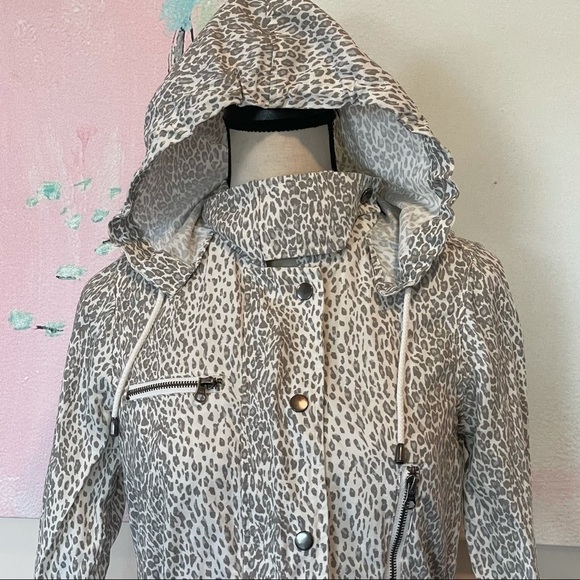 Joie Womens sz XS White Gray Barker Jacket a' Leopard Zip Toggle Hood - Picture 3 of 9